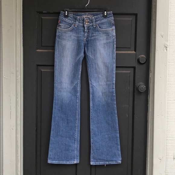 Robin's Jean Denim - Robin's Jean Embellished Flap Pocket Jeans (J4)